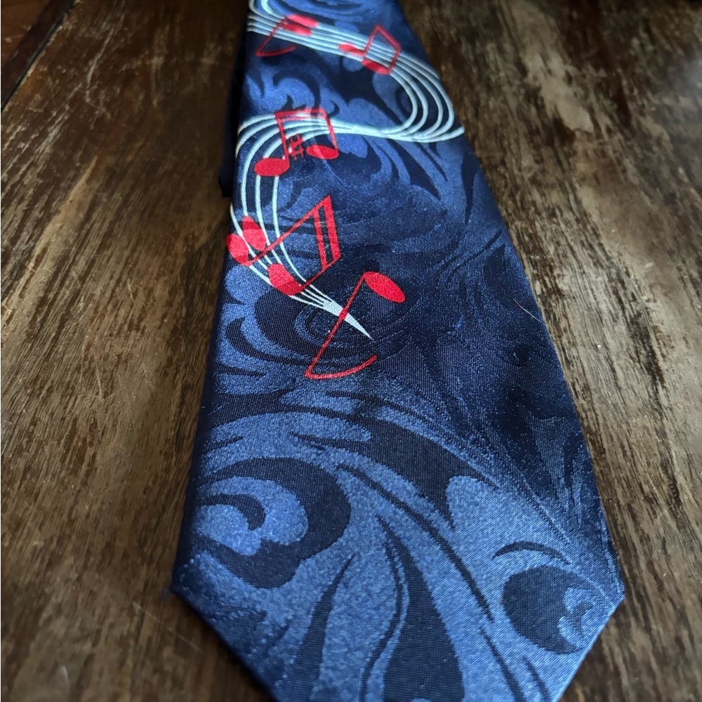 Steve Harris tie